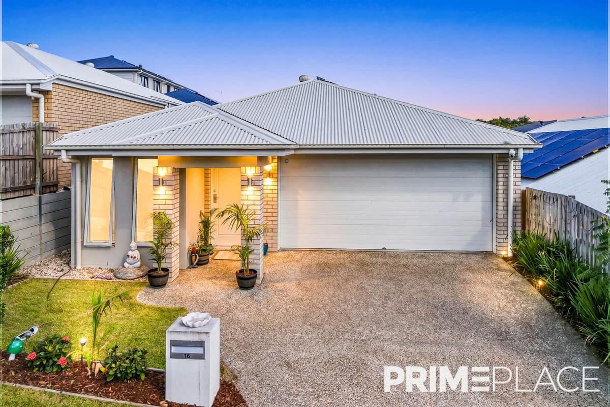 16 Ivanhoe Street, Spring Mountain