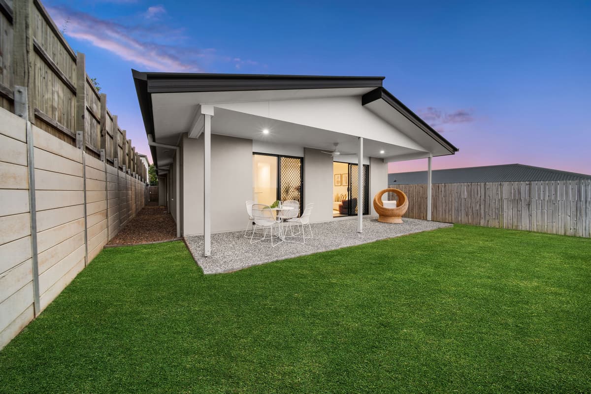 19 Broxburn Circuit, Spring Mountain