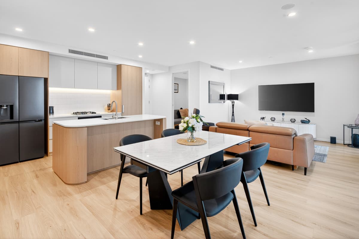 1103/146 Surf Parade, Broadbeach
