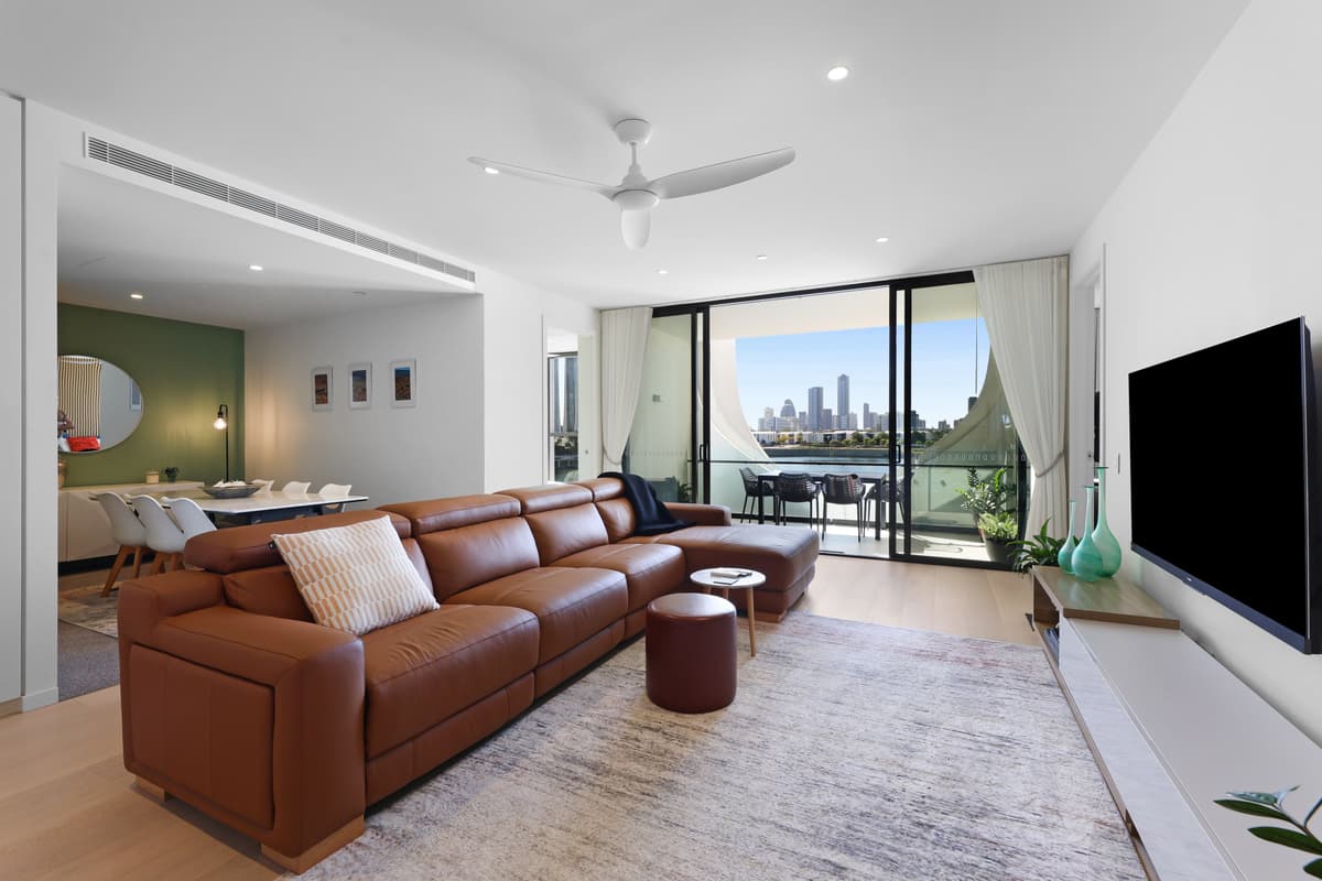 4201/24 The Lanes Boulevard, Mermaid Waters