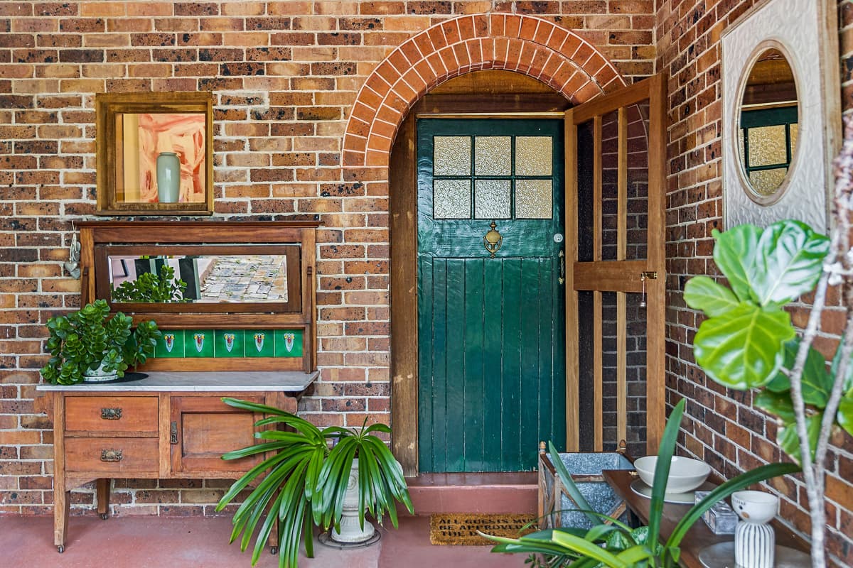 15 Magee Street, Graceville