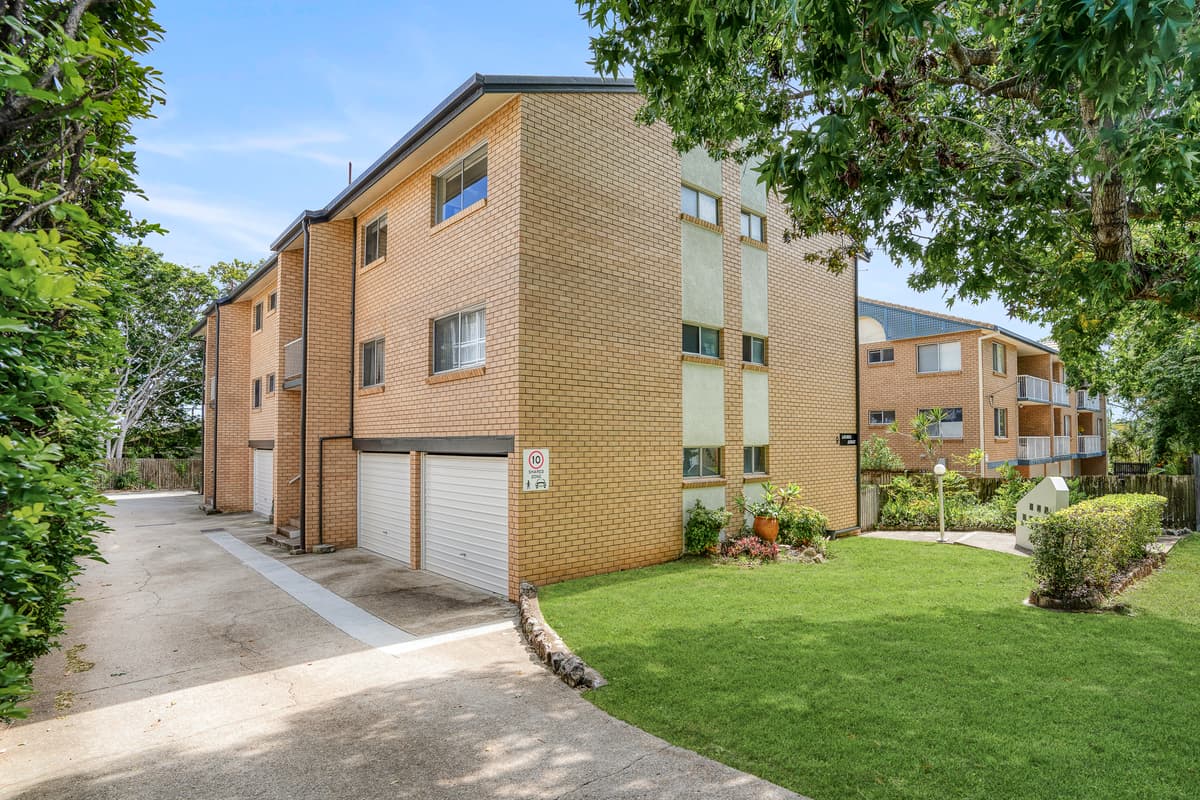 3/9 Denham Street, Clayfield